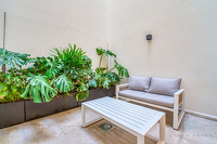 Geräumiges Apartment mit Dachterrasse und Patio