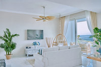 Wunderschönes Apartment (links) mit drei Schlafzimmern in Wohnanlage direkt am Meer
