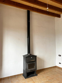 Natursteinfinca mit Garage und ausbaufähigem Gästehaus zur Langzeitmiete