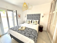 Haus mit karibischem Flair und Ferienvermietlizenz in Cala Llombards