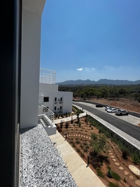 Luxuriöses Loftpenthouse in preisgekrönter Resortanlage am Meer