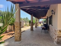 Gepflegte Finca mit Ferienvermietlizenz für 6 Personen und Pool zu verkaufen