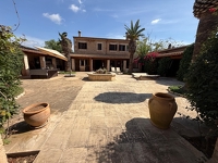 Naturstein-Finca mit eigener Bodega – eine Immobilie für viele Lebensträume