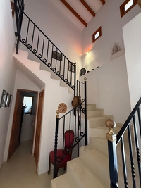 Naturstein-Finca mit eigener Bodega – eine Immobilie für viele Lebensträume