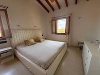 Naturstein-Finca mit eigener Bodega – eine Immobilie für viele Lebensträume