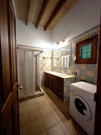 Natursteinfinca mit Garage und ausbaufähigem Gästehaus zur Langzeitmiete