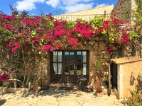 Modern sanierte Finca mit traumhaften Meer- und Panoramablick und drei separaten Gästeapartments