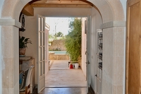 Traumhaftes Stadthaus auf Mallorca mit Pool und Blick ins Grüne (2 Einheiten)