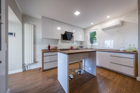 Moderne Villa mit Meerblick in Cas Catala