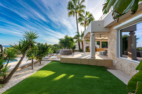 Moderne Villa mit Meerblick in Cas Catala