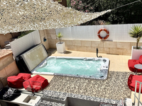 Haus mit karibischem Flair und Ferienvermietlizenz in Cala Llombards