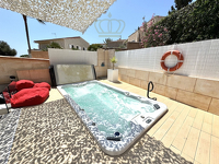 Haus mit karibischem Flair und Ferienvermietlizenz in Cala Llombards