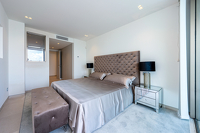 Luxuriöse Villa in erster Meereslinie