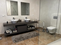 Wunderschöne Villa mit großer Tiefgarage