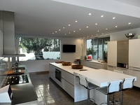 Wunderschöne Villa mit großer Tiefgarage