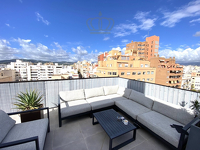 Modernes neu renoviertes Penthaus in Palma nahe des Stadtstrands